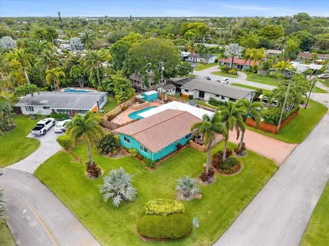 2625 NW 3rd Avenue Wilton Manors FL 33311