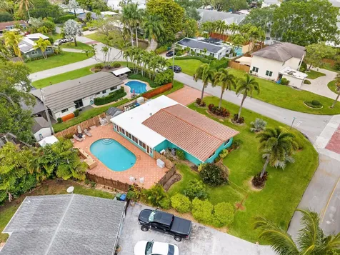 2625 NW 3rd Avenue Wilton Manors FL 33311