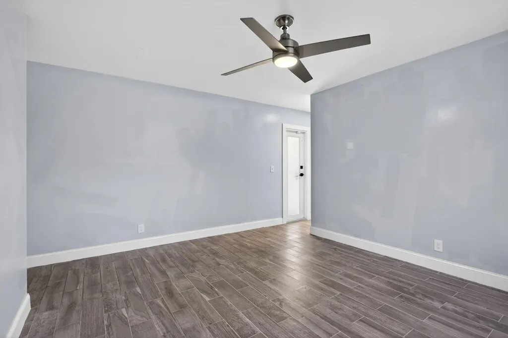 7504 NW 40th Place Coral Springs FL 33065