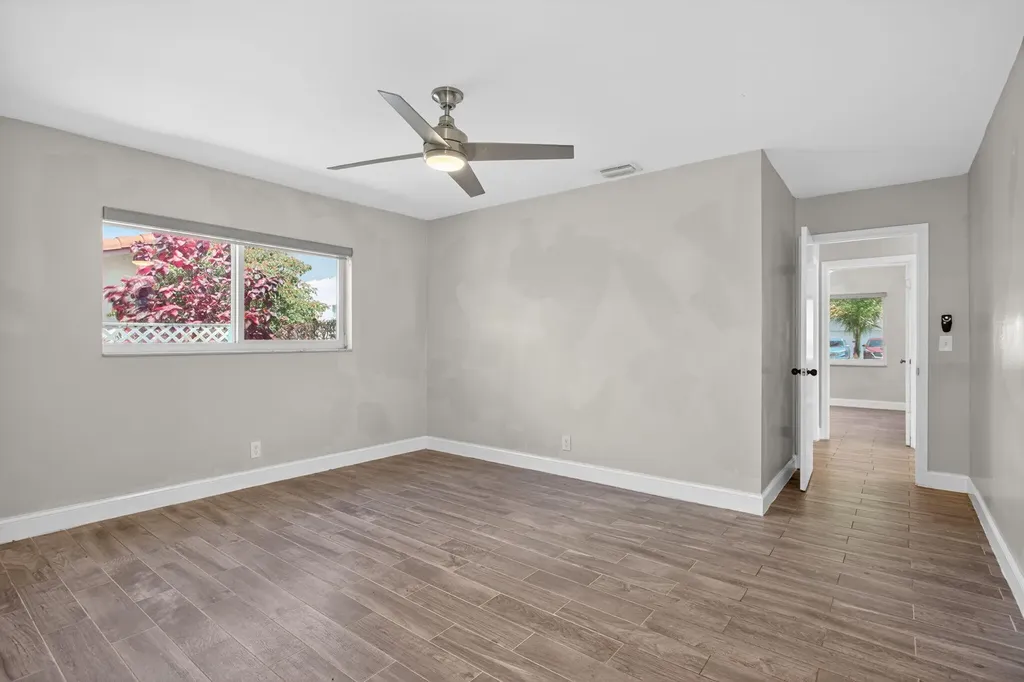 7504 NW 40th Place Coral Springs FL 33065