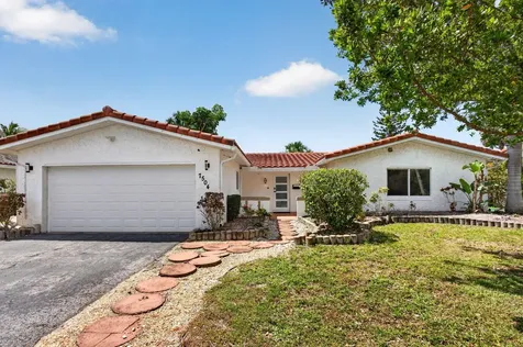 7504 NW 40th Place Coral Springs FL 33065