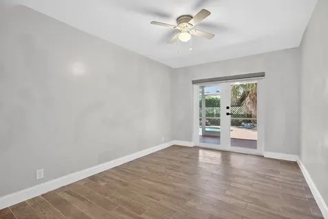 7504 NW 40th Place Coral Springs FL 33065