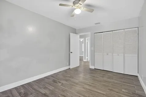 7504 NW 40th Place Coral Springs FL 33065