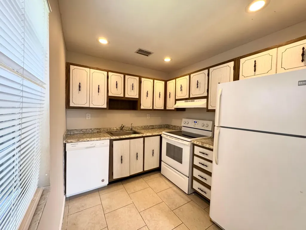 900 S Normandy Lane Delray Beach FL 33484