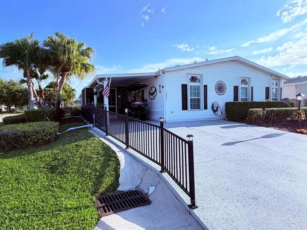 3800 Hydrilla Court Port St Lucie FL 34952