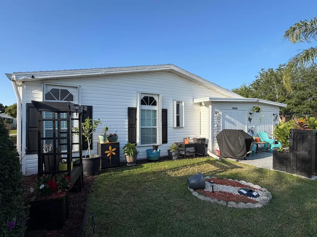 3800 Hydrilla Court Port St Lucie FL 34952