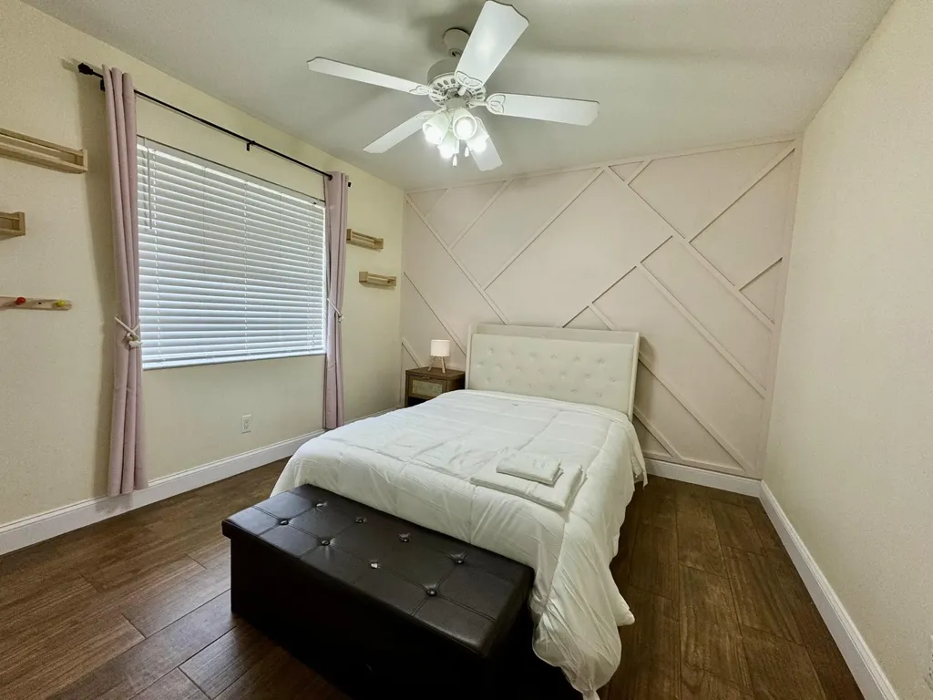 1381 Wyndcliff Wellington FL 33414