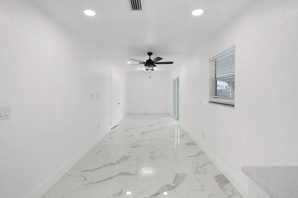 1853 SE Dranson Circle Port St Lucie FL 34952