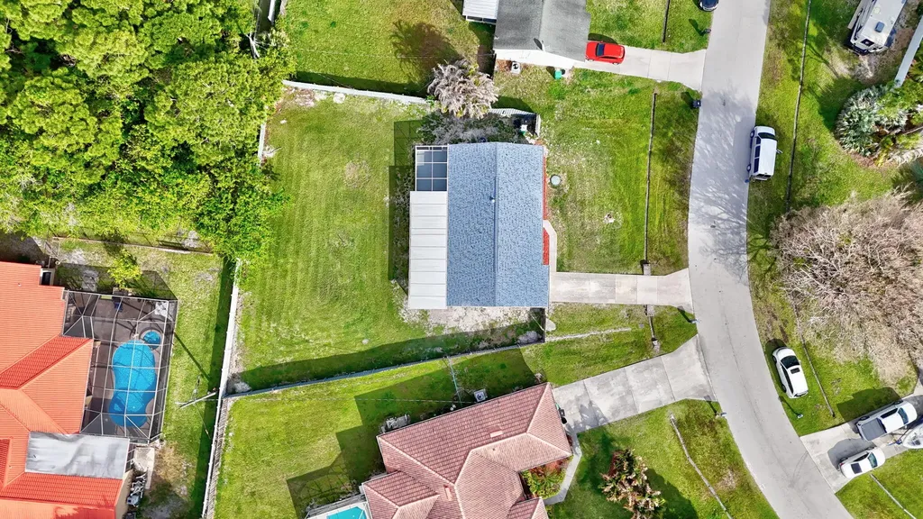 1853 SE Dranson Circle Port St Lucie FL 34952