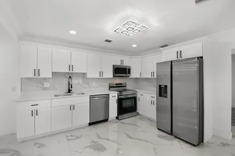 1853 SE Dranson Circle Port St Lucie FL 34952