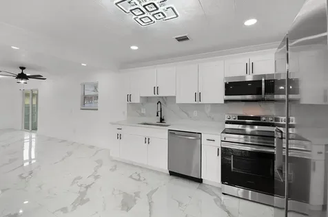 1853 SE Dranson Circle Port St Lucie FL 34952