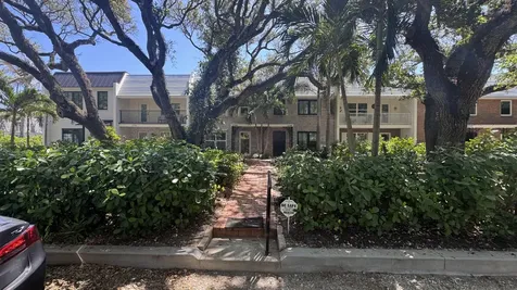 2704 Cardinal Drive Vero Beach FL 32963