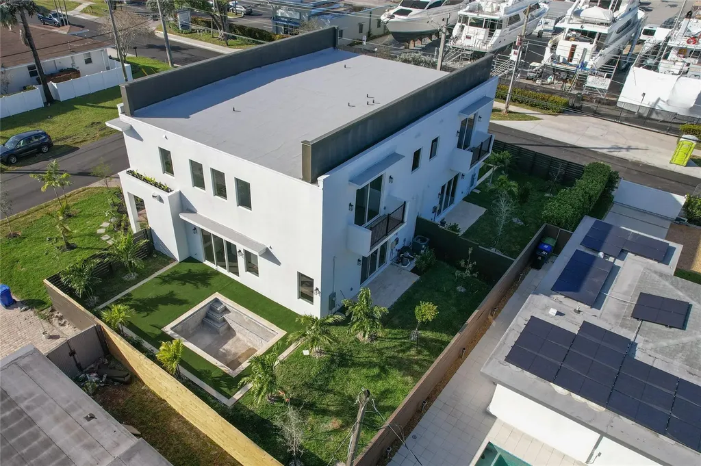 2004 SW 15th Avenue Fort Lauderdale FL 33315