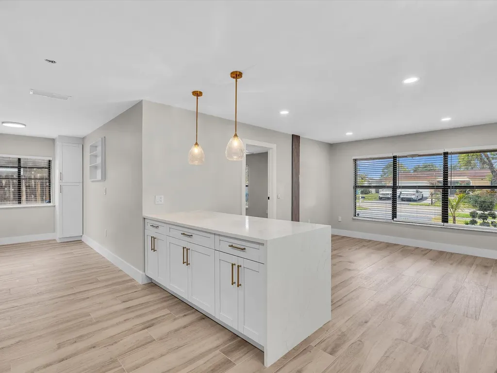 10691 NW 28th Street Sunrise FL 33322