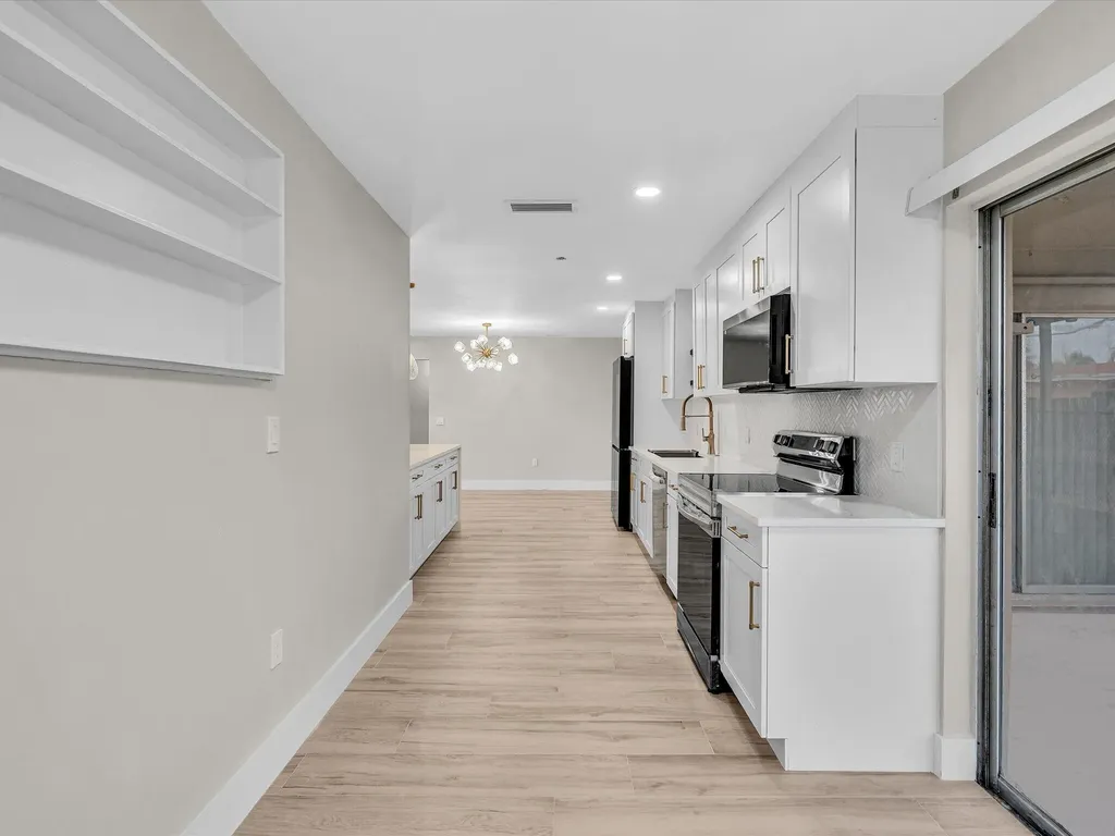 10691 NW 28th Street Sunrise FL 33322
