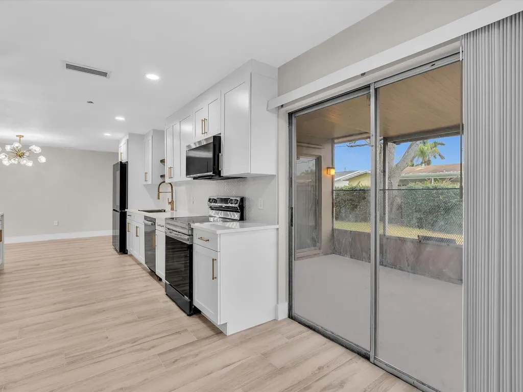10691 NW 28th Street Sunrise FL 33322