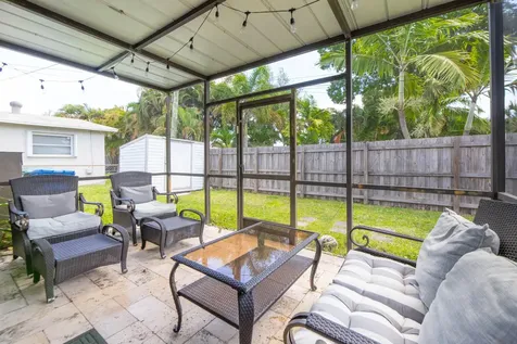 3940 NE 13th Avenue Oakland Park FL 33334