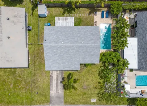 3940 NE 13th Avenue Oakland Park FL 33334