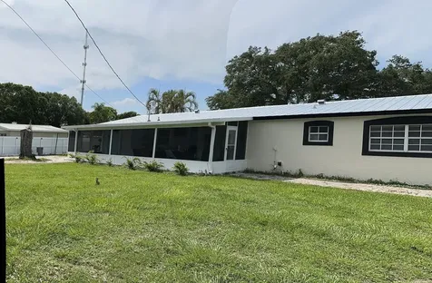 355 Johnston Street Fort Pierce FL 34982