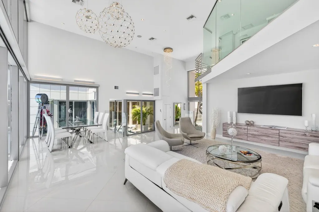 2200 Inlet Drive Fort Lauderdale FL 33316