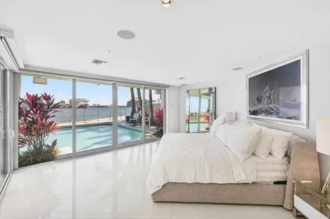 2200 Inlet Drive Fort Lauderdale FL 33316