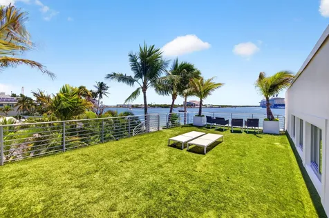 2200 Inlet Drive Fort Lauderdale FL 33316