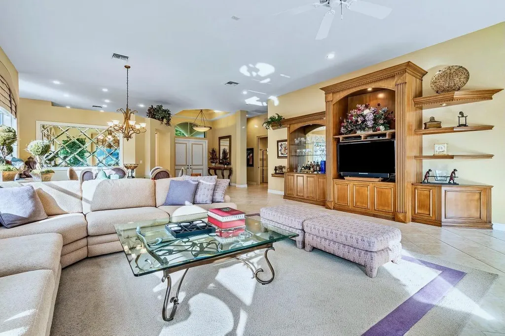 56 Island Drive Boynton Beach FL 33436