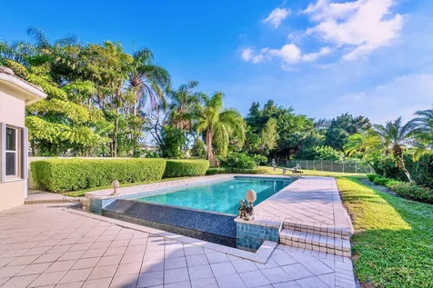 56 Island Drive Boynton Beach FL 33436