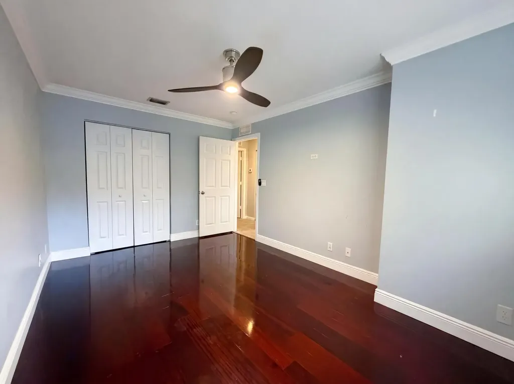 917 Imperial Lake Road West Palm Beach FL 33413