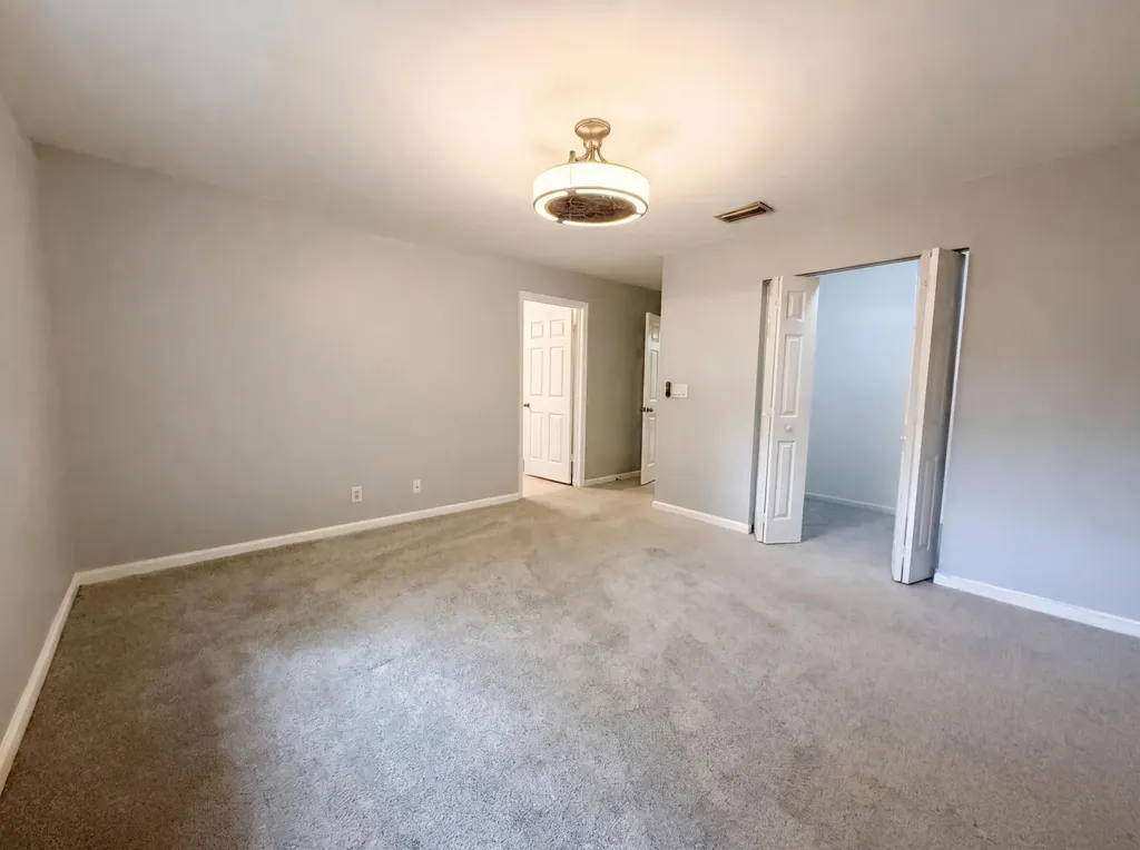 917 Imperial Lake Road West Palm Beach FL 33413