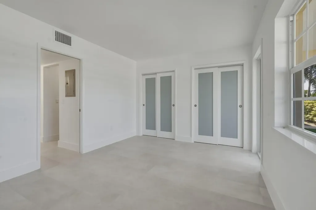 700 Pine Drive Pompano Beach FL 33060