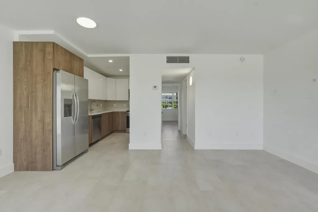 700 Pine Drive Pompano Beach FL 33060