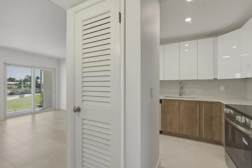 700 Pine Drive Pompano Beach FL 33060