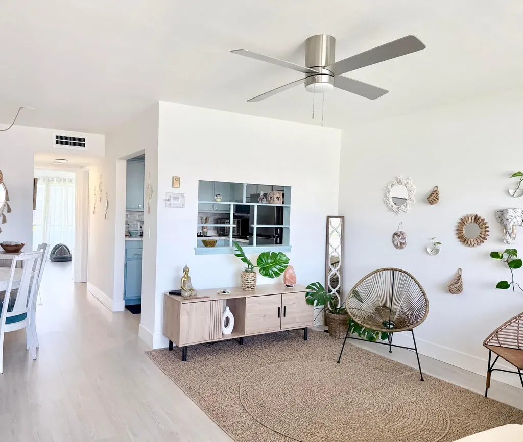 3322 Cynthia Lane Lake Worth Beach FL 33461