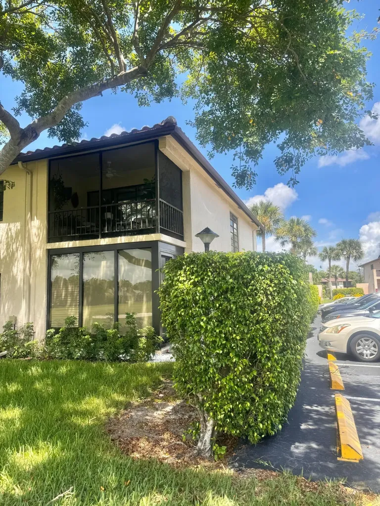 21411 Juego Circle Boca Raton FL 33433