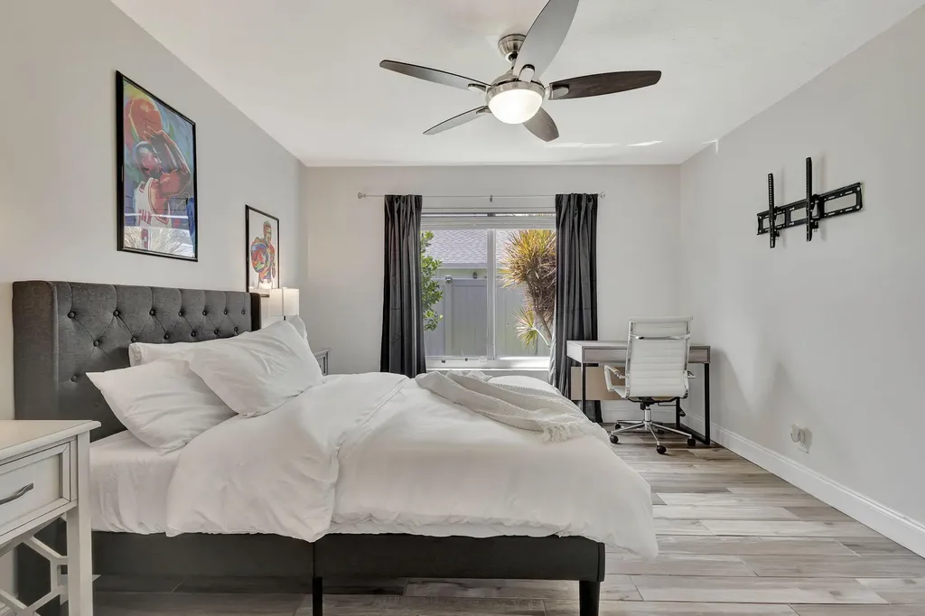 1104 Jackpine Street Wellington FL 33414