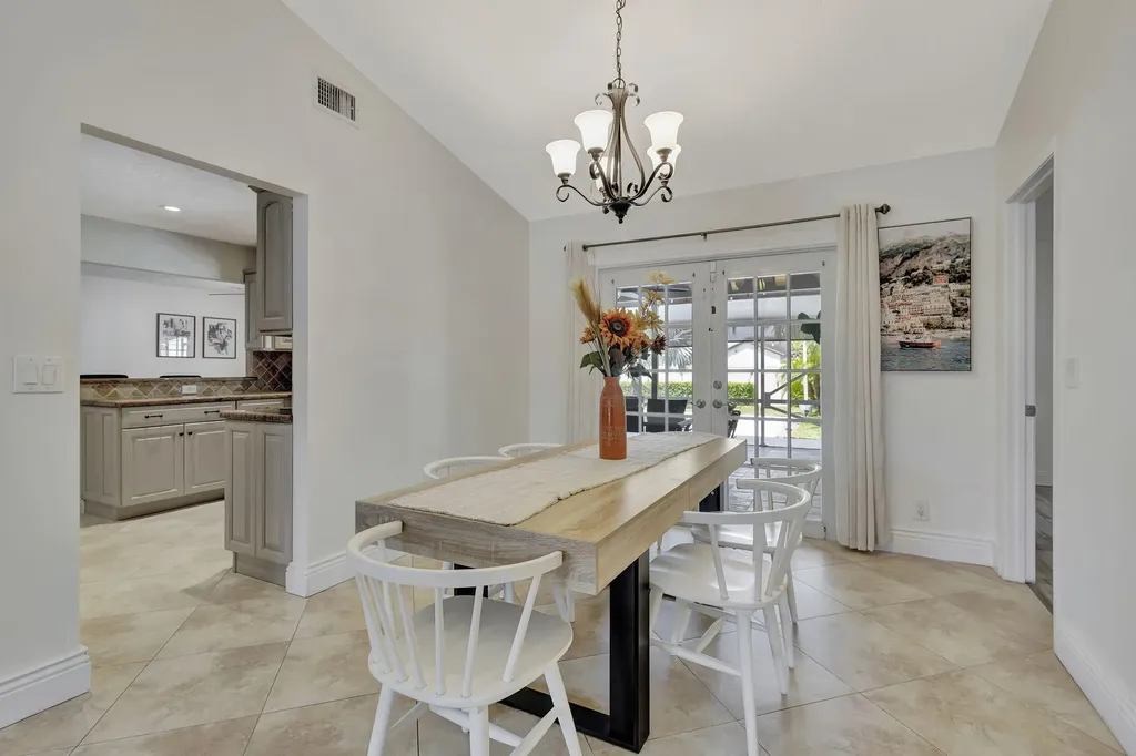 1104 Jackpine Street Wellington FL 33414