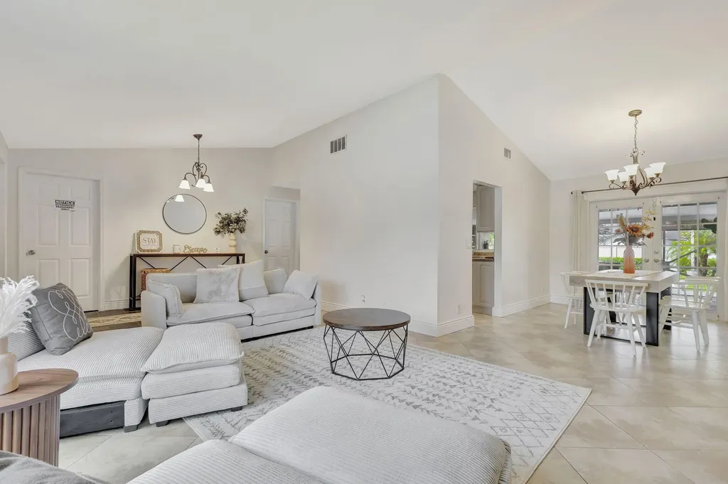 1104 Jackpine Street Wellington FL 33414