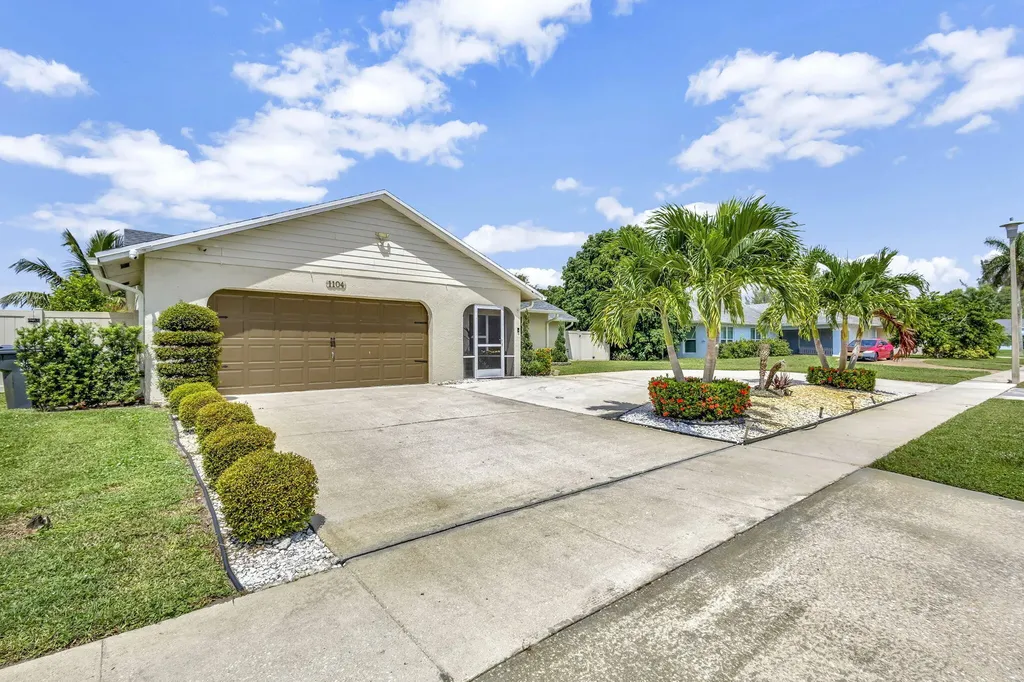 1104 Jackpine Street Wellington FL 33414