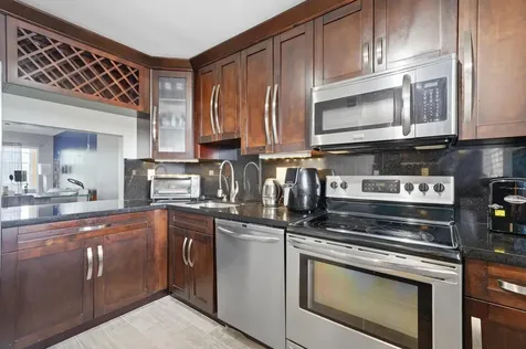 8330 Sands Point Tamarac FL 33321