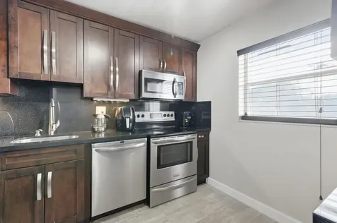 8330 Sands Point Tamarac FL 33321
