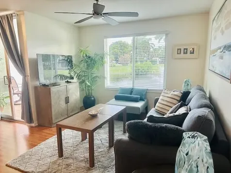 402 Villa Circle Boynton Beach FL 33435