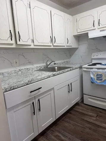 180 Windsor West Palm Beach FL 33417