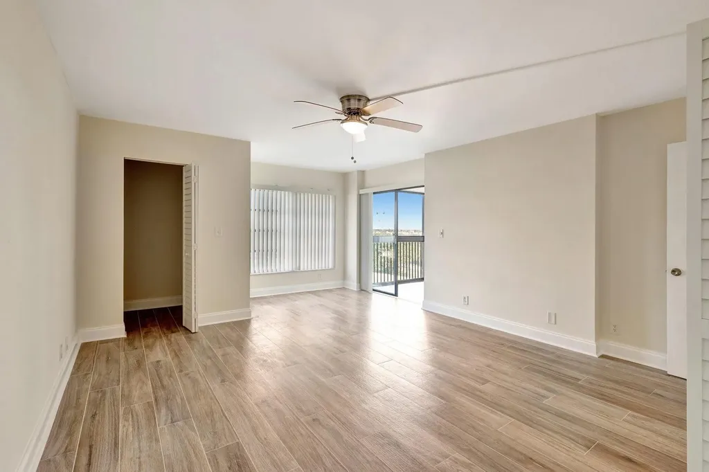 14460 Strathmore Lane Delray Beach FL 33446
