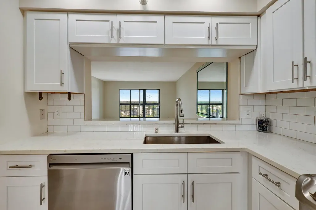 14460 Strathmore Lane Delray Beach FL 33446