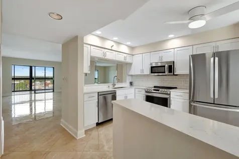 14460 Strathmore Lane Delray Beach FL 33446