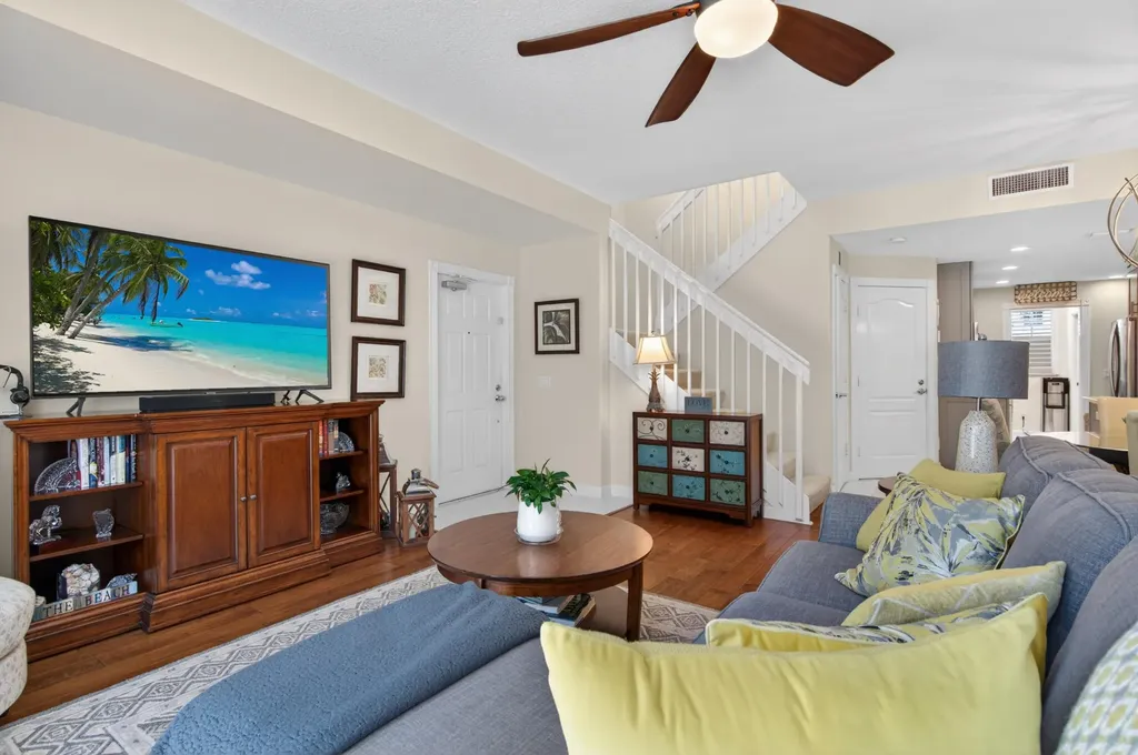 423 Capistrano Drive Palm Beach Gardens FL 33410