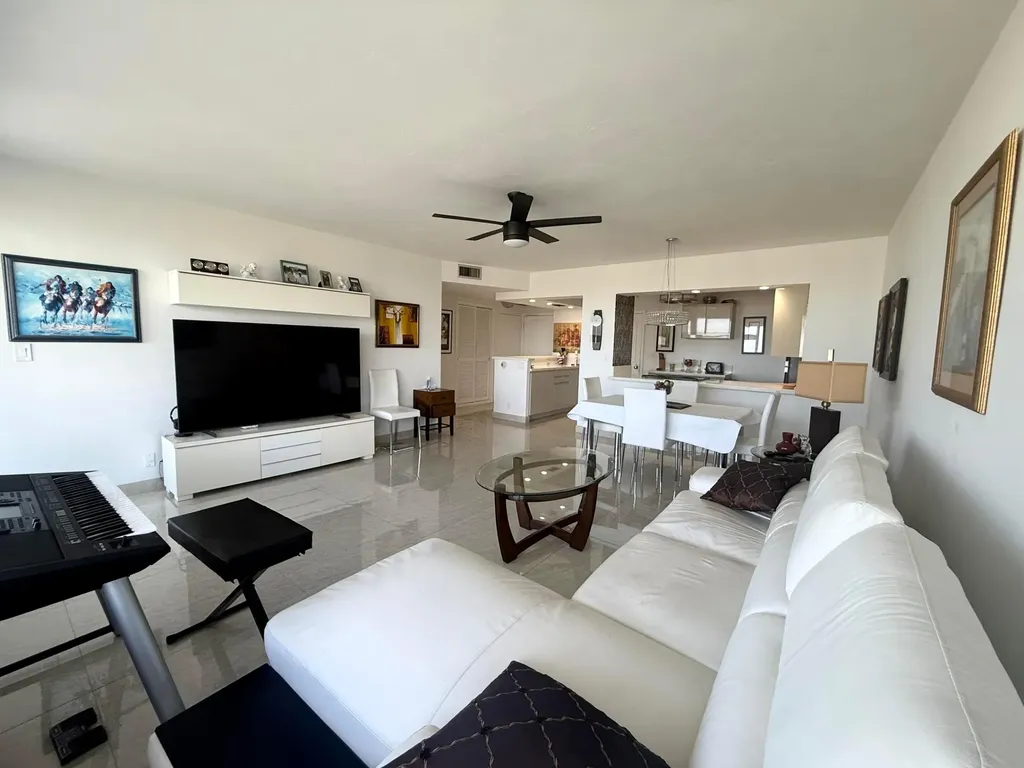 3333 NE 34th Street Fort Lauderdale FL 33308