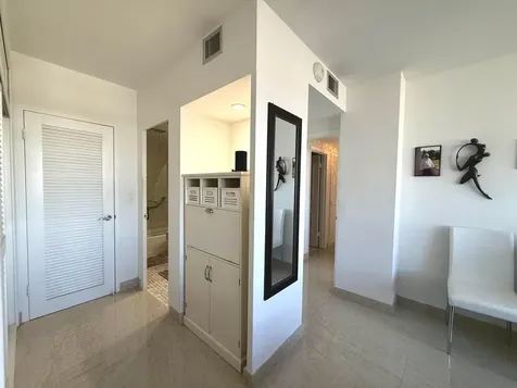 3333 NE 34th Street Fort Lauderdale FL 33308