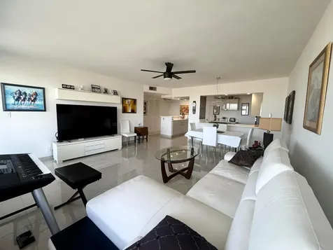 3333 NE 34th Street Fort Lauderdale FL 33308